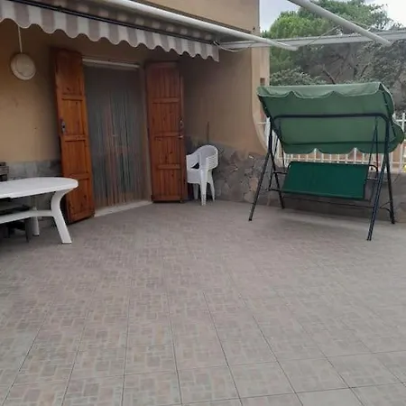 公寓 Trilocale Sul Mare Con Giardino Privato *