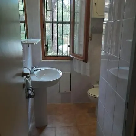 Trilocale Sul Mare Con Giardino Privato *